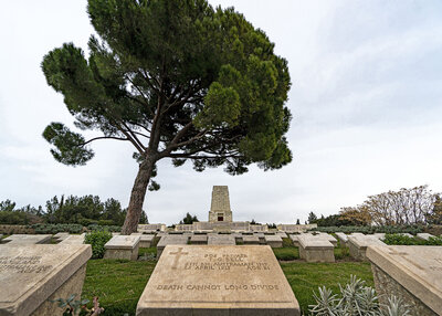 Lone Pine Cemetery And Memorial
