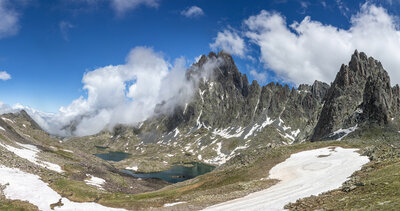 Kapılı Lakes And Verçenik Mountain