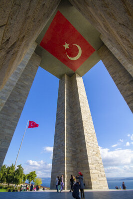 Çanakkale Şehitler Abidesi