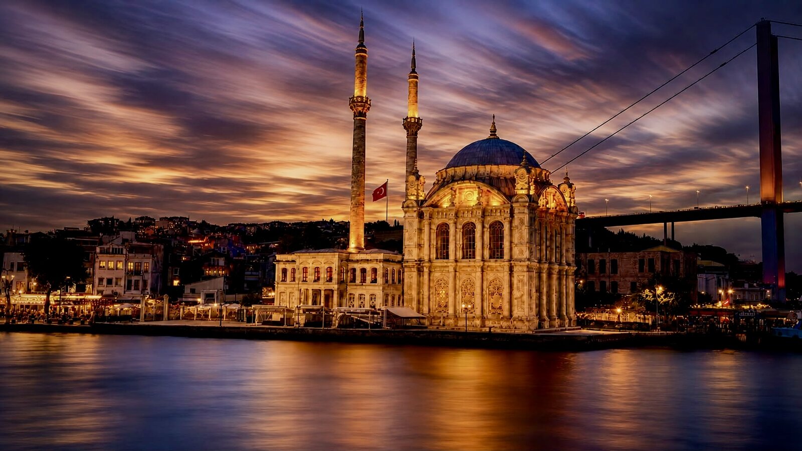 Ortaköy Cami
